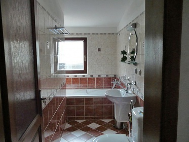 Chalupa s baz�nem - Kr�l�ky - Doln� Morava