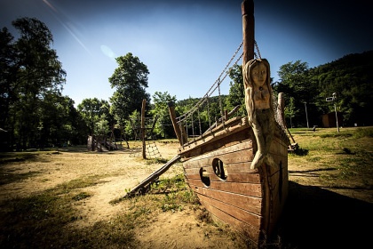 Chaty St�edn� Pos�zav� - lod� a �eka S�zava