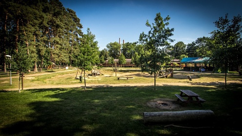 Chaty St�edn� Pos�zav� - lod� a �eka S�zava