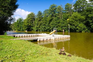 Chaty St�edn� Pos�zav� - lod� a �eka S�zava