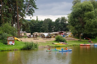 Chaty St�edn� Pos�zav� - lod� a �eka S�zava