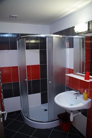 Penzion a vinn� sklep - Mut�nick� vina�sk� stezka