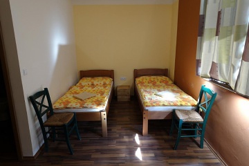 Penzion a vinn� sklep - Mut�nick� vina�sk� stezka