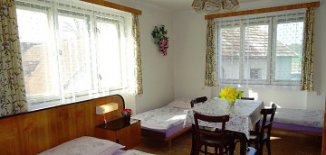 Chalupa u Sedl�ansk� p�ehrady - Kosova Hora