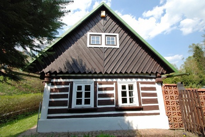 Roubenka s bazénem - Jilemnice - Vrchlabí