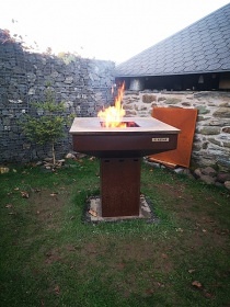 Roubenka Homole - baz�n a koupac� sud - Krkono�e