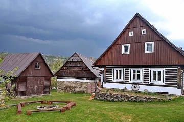 Roubenka Homole - baz�n a koupac� sud - Krkono�e