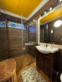 Chata s v��ivkou - v�hled na Lysou horu - Beskydy