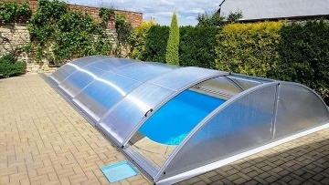 Chalupa s baznem - Toulcovy Matale - Nov Hrady