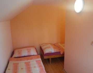 Chalupa s baznem - Toulcovy Matale - Nov Hrady