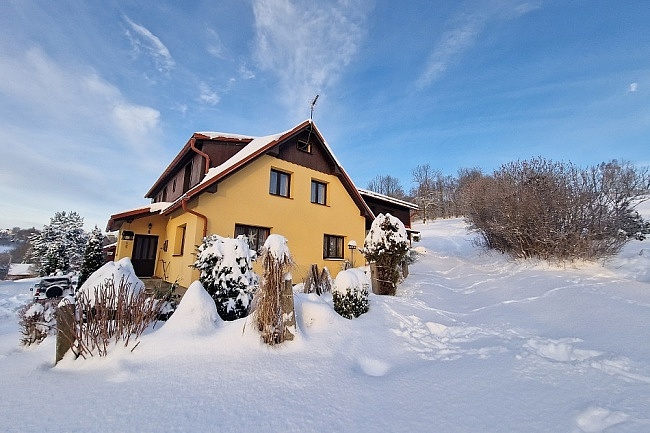 Chalupa s bazénem - Horní Tříč - Krkonoše