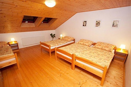 Chalupa s baz�nem - �esk� r�j a Podkrkono��