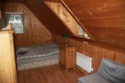 Chalupa s vnit�n�m baz�nem - Studen� vrch