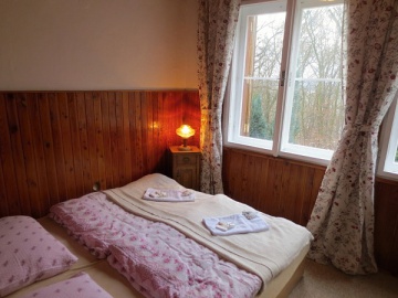 Rodinn� chata u Prahy - p�ehrada Vran� - Vltava