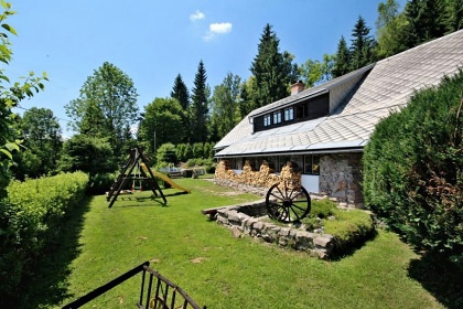 Wellness chalupa s baznem - vrch Zaklet