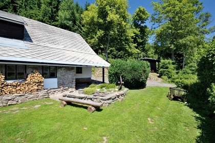 Wellness roubenka s baz�nem - vrch Zaklet�