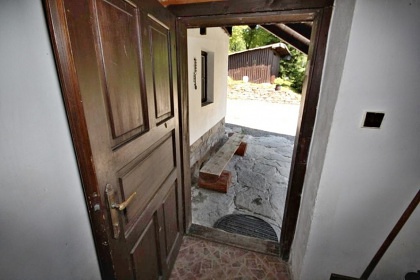 Wellness roubenka s baz�nem - vrch Zaklet�