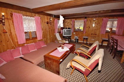 Wellness roubenka s baz�nem - vrch Zaklet�