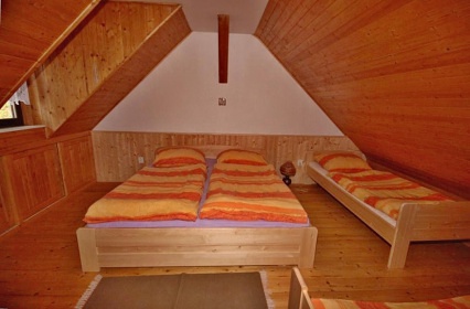 Wellness roubenka s baz�nem - vrch Zaklet�