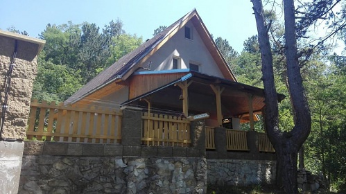 Chata s bazénem - Kluček - Žatec - Louny