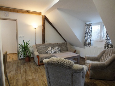 Chalupa s baz�nem - u p�ehrady Lipno - ji�n� �echy