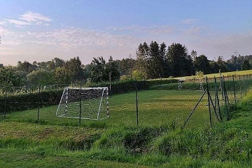 Chalupa a baz�n - Slezsk� Harta - Re�ovsk� vodop�dy