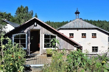 Chalupa u hradu Ka�perk - �umavsk� �dol�