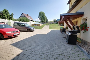 Farm��sk� penzion s baz�nem - Vrchlab� - Krkono�e