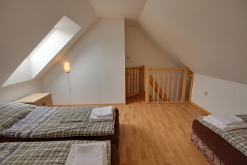 Farm��sk� penzion s baz�nem - Vrchlab� - Krkono�e