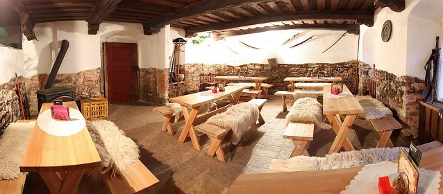 Zámek Úsobí - apartmány - Úsobí - Vysočina