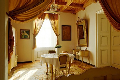 Zámek Úsobí - apartmány - Úsobí - Vysočina