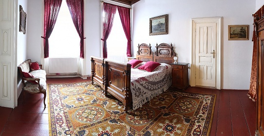 Zámek Úsobí - apartmány - Úsobí - Vysočina