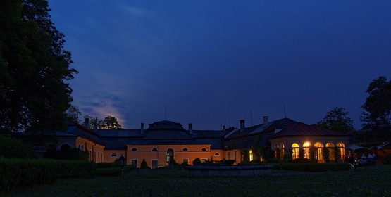 Zámek Úsobí - apartmány - Úsobí - Vysočina