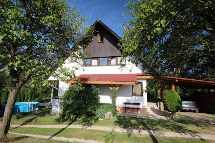 Chata s baz�nem - p�ehrada Orl�k - Bechyn�