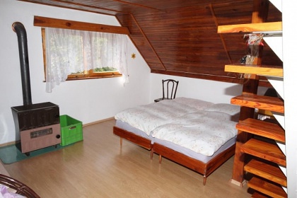 Chata s baz�nem - p�ehrada Orl�k - Bechyn�