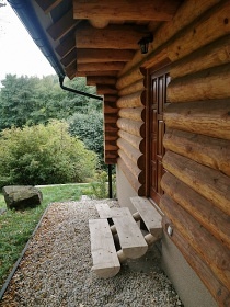 Srub u �eky Oh�e - hrad Loket - Karlovy Vary