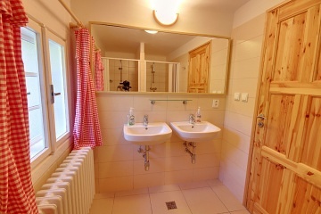 Roubenka Krkono�e - se saunou - �ern� Voda