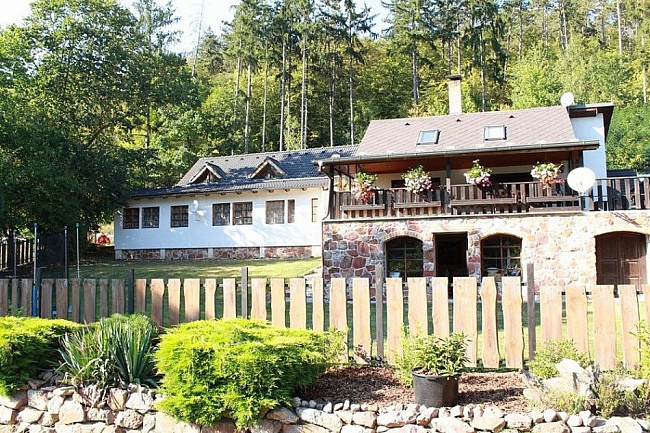 Chata u Berounky - K�ivokl�tsko - Karl�tejn