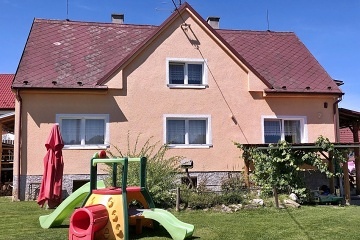 Rodinn� penzion s baz�nem - Toulava - Podblanicko