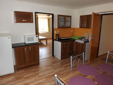 Rodinný penzion s bazénem - Toulava - Podblanicko