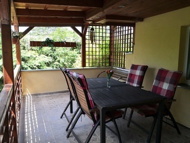 Chata Blansk� les - hrad D�v�� k�men - Kle�