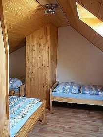 Chalupa a vinn sklep - Mikulick luh - Slovcko