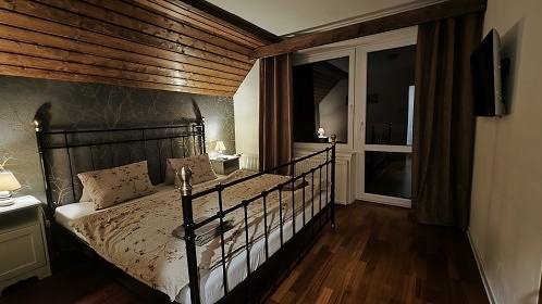 Chata baz�n a wellness - Vala�sk� muzeum v p��rod�