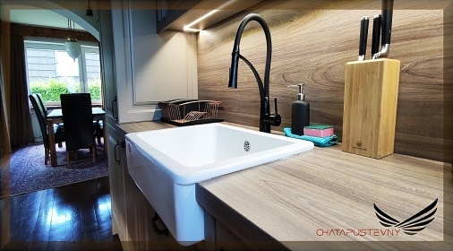 Chata baz�n a wellness - Vala�sk� muzeum v p��rod�