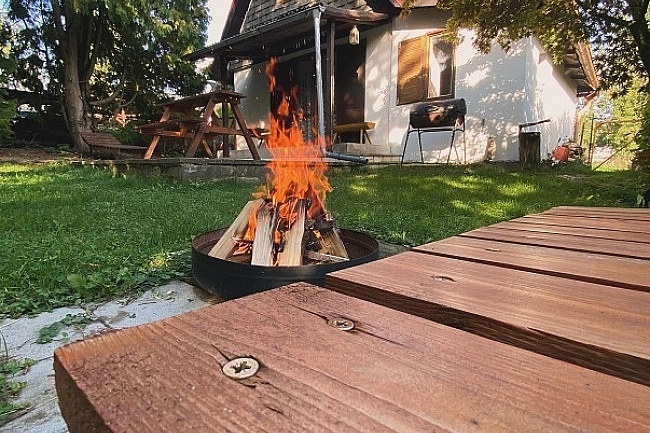 Chata s baznem - esk rj - Jinolice - Prachov