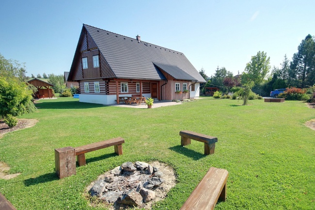 Roubenka se saunou a baz�nem - Orlick� hory