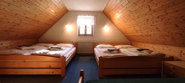 Chalupa s baz�nem - Babi��ino �dol� - hrad V�zmburk