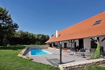 Chalupa s baznem jin echy - Orlk - Psek