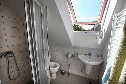 Chalupa s baznem jin echy - Orlk - Psek