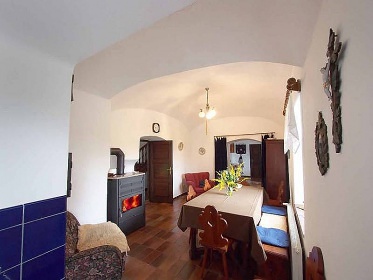 Chalupa s baznem jin echy - Orlk - Psek